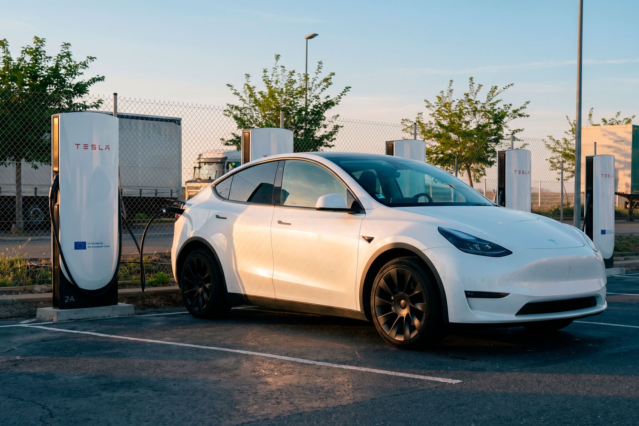 hero tesla