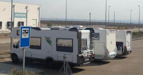 ¿Dónde dormir en  Zaragoza si viajo con autocaravana?