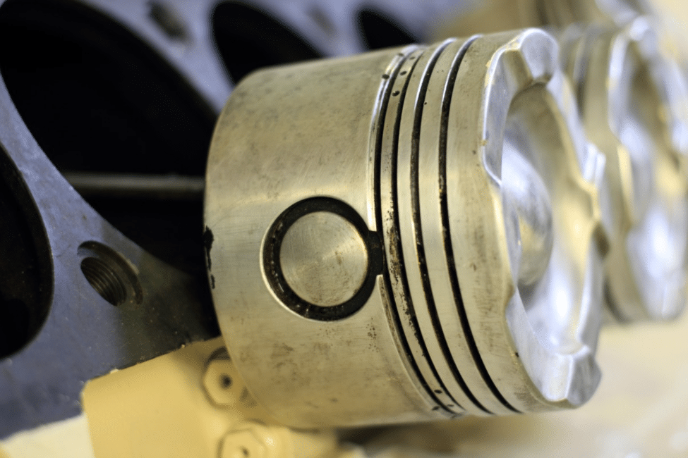 piston coche